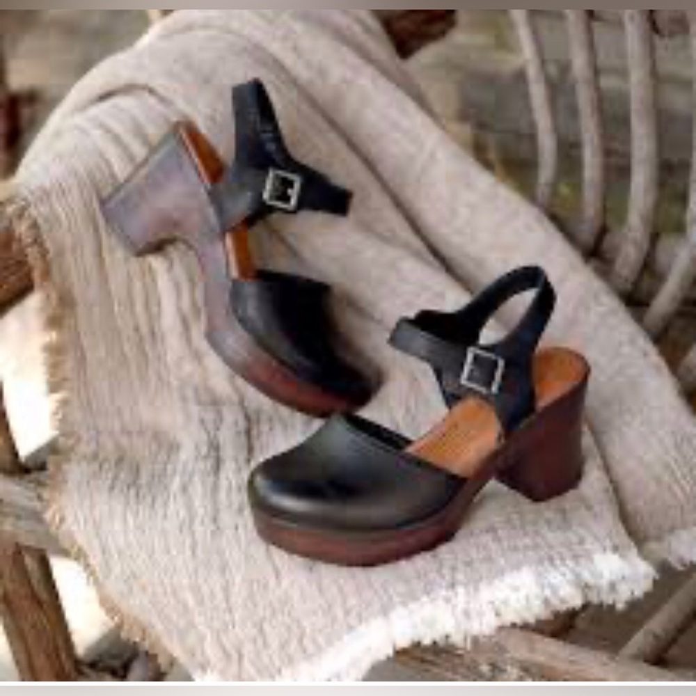NEW b.o.c. Women’s Natasha Platform Black Clog Sandals Retro Boho Size 9